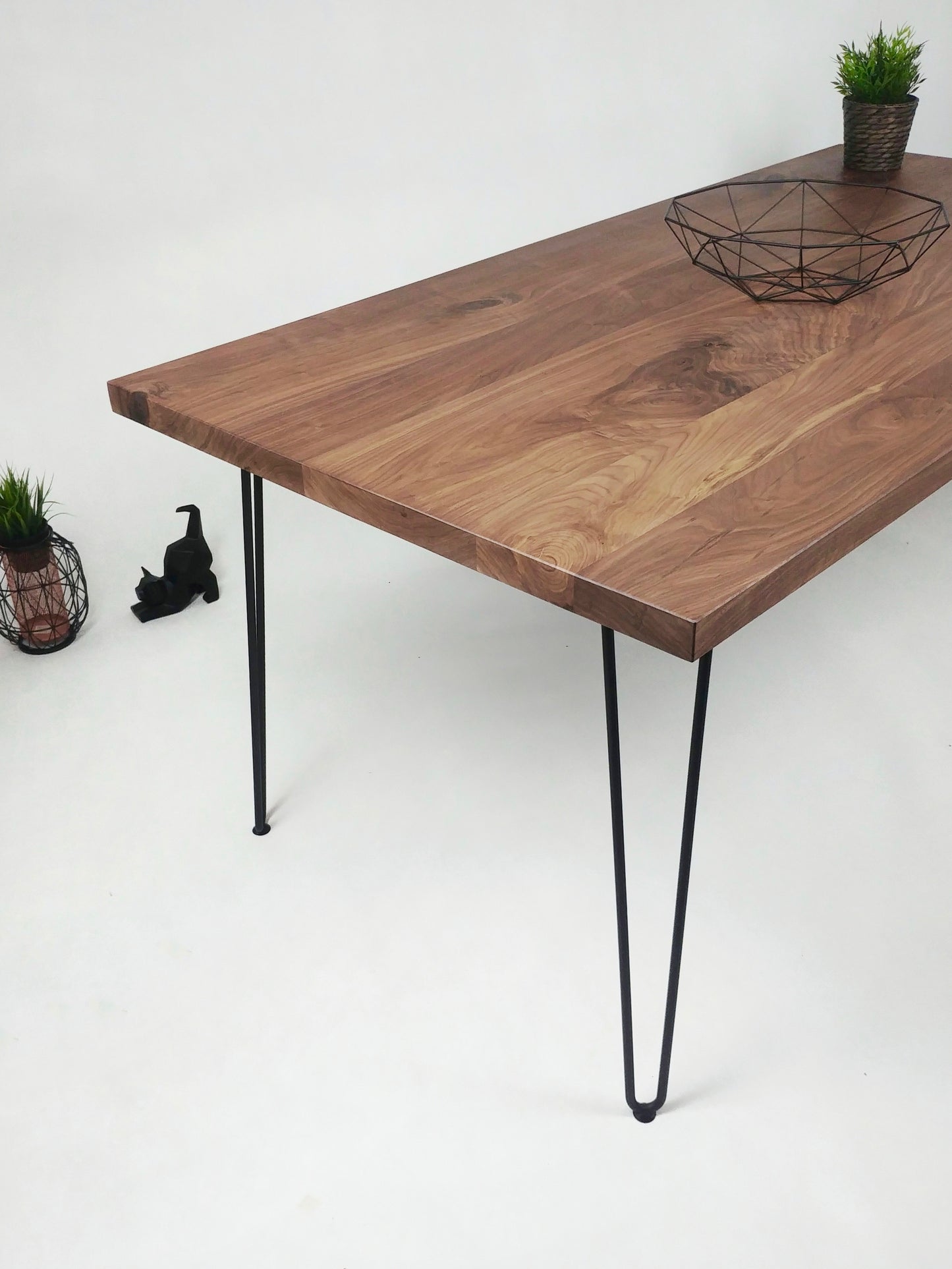 HEWA ​​table - walnut