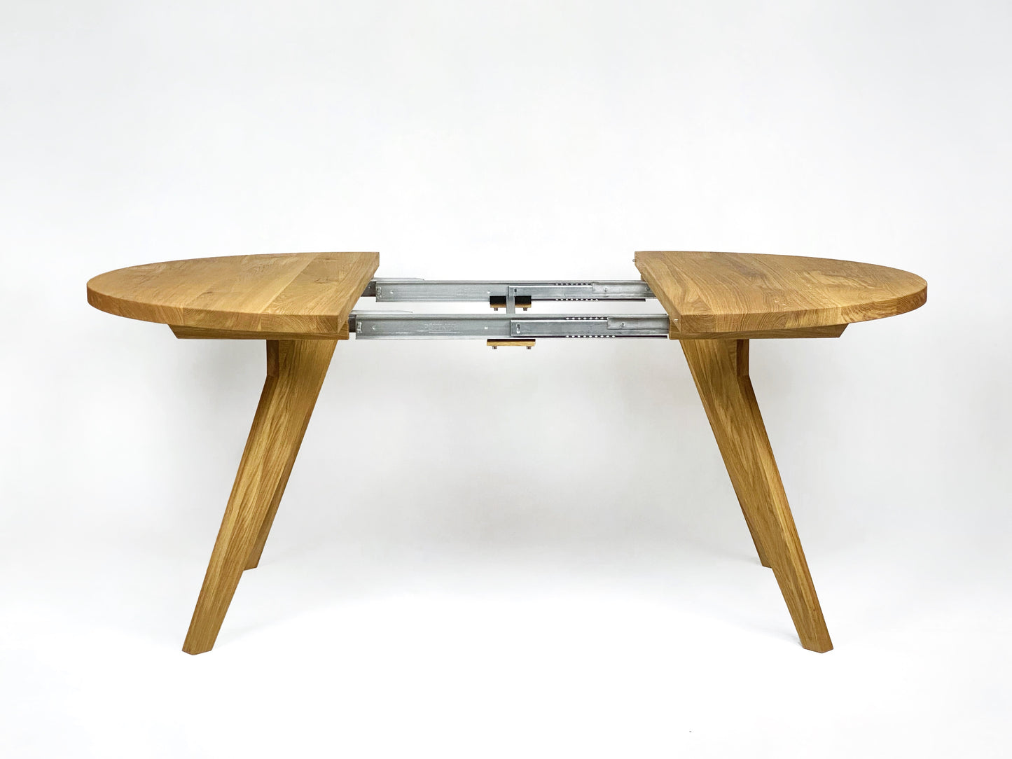 HILO table - oak